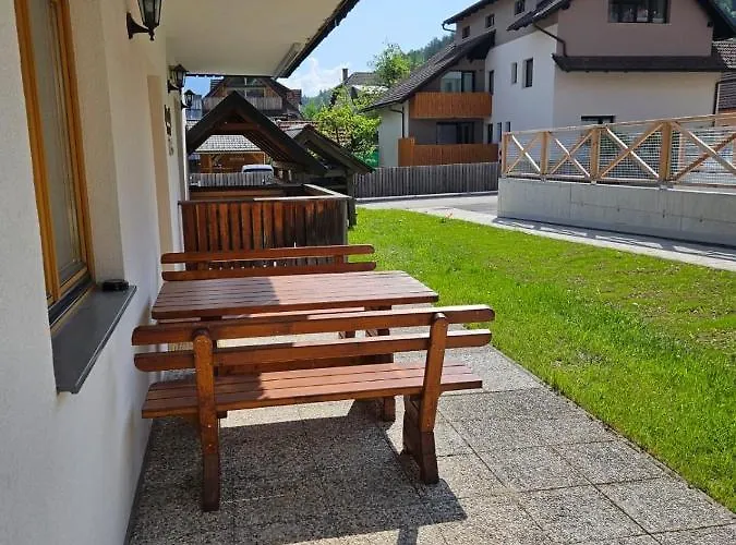 Apartma Apartma Lenka *